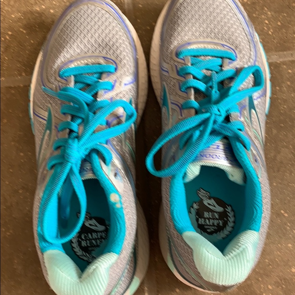 Brooks adrenaline running shoe